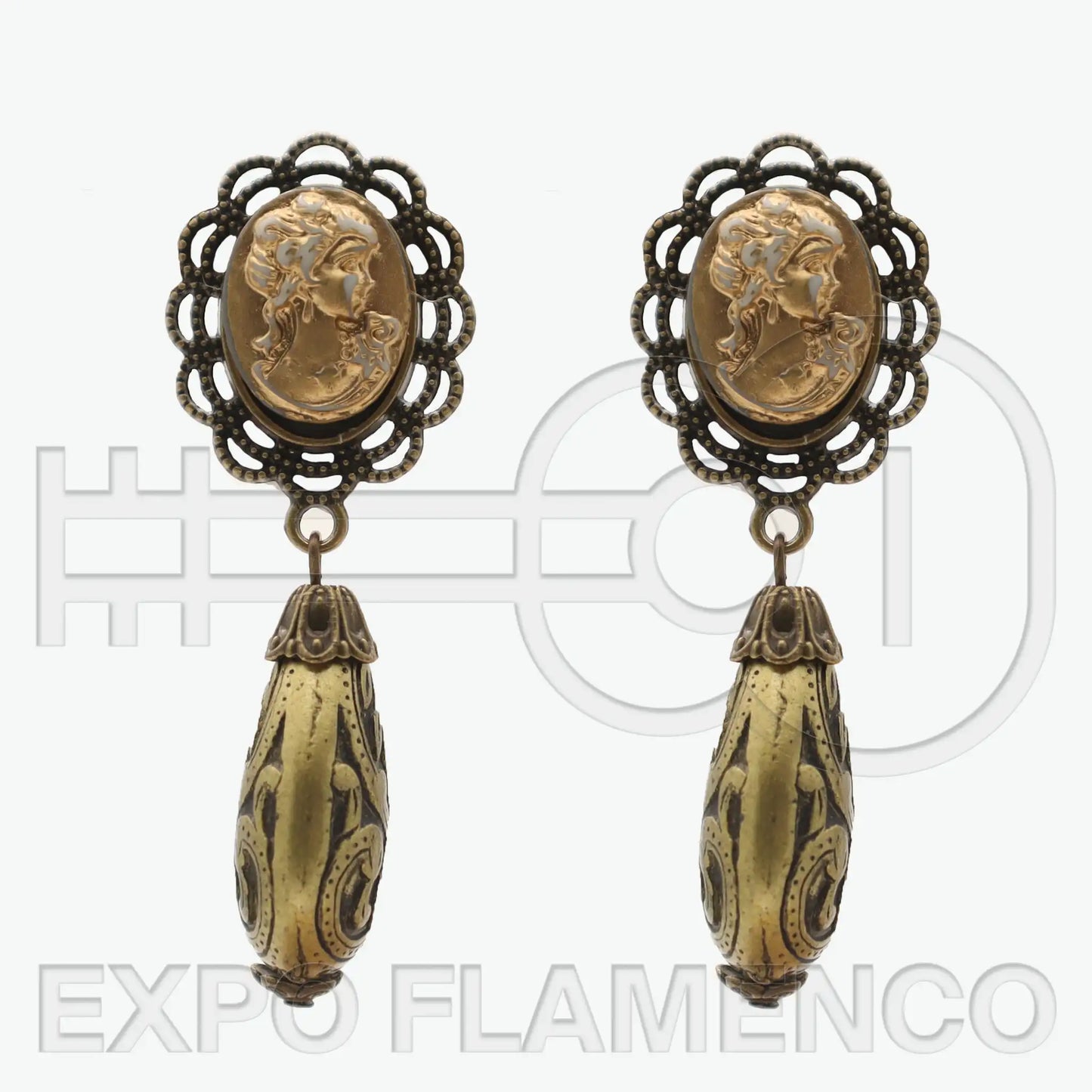 Pendientes de camafeo antiguo dorado